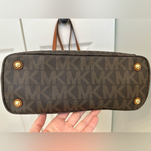 Michael Kors tote bag - Picture 4 of 15